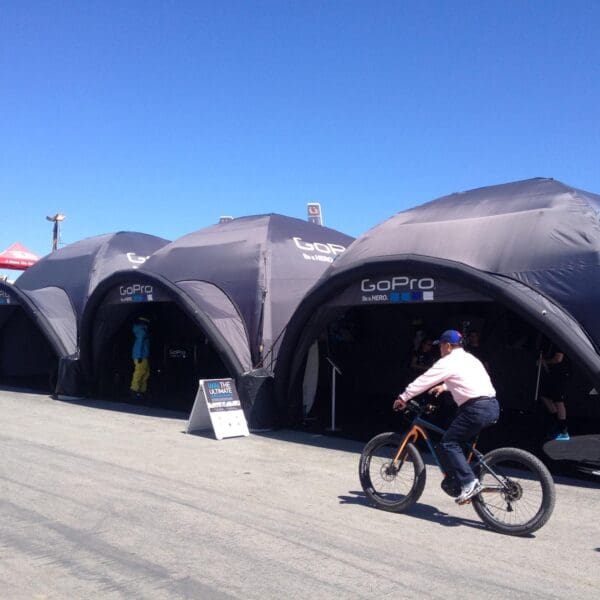 AXION Inflatable Tent SQUARE - product in use (6)